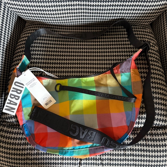 Baggu Madras Medium Crescent crossbody bag - a UO exclusive!! - NWT - Picture 8 of 8